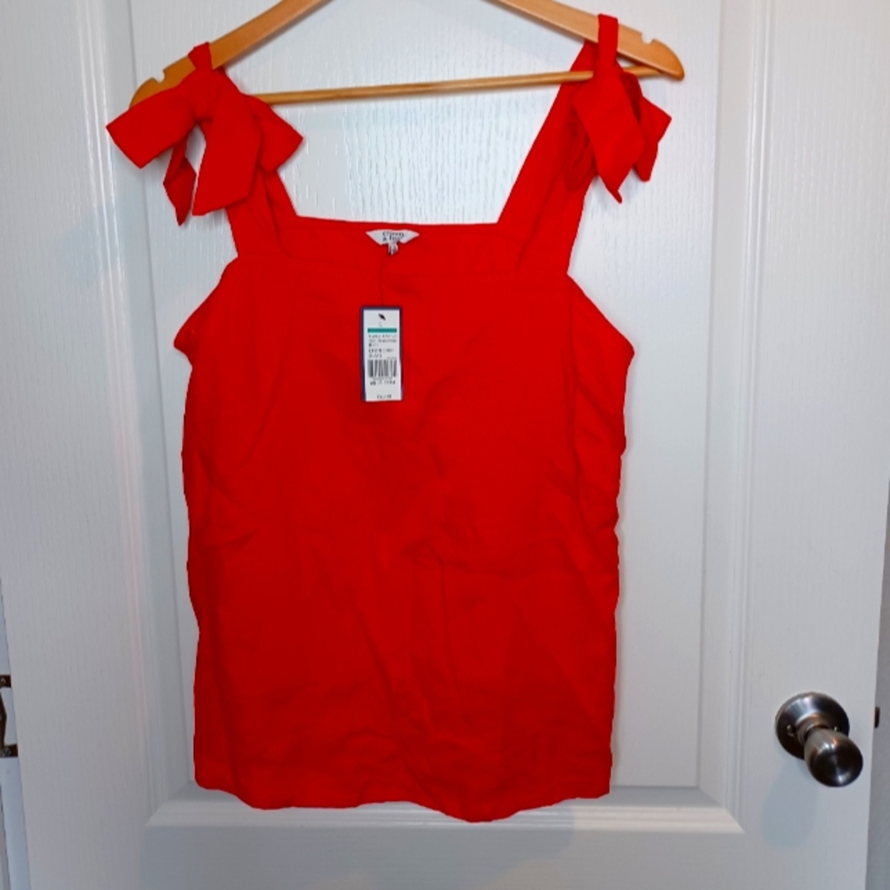Linen Crown & Ivy Summer Top